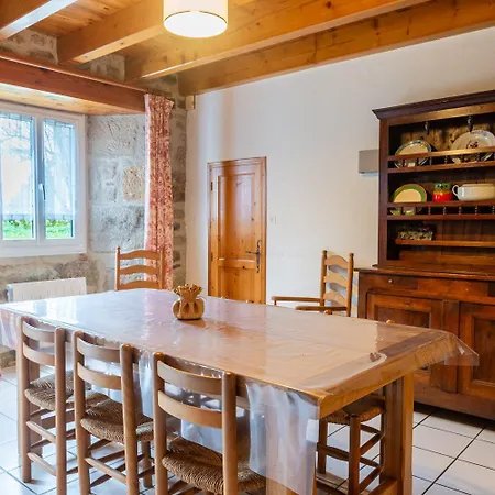 Casa de Férias De France 6/7 Personnes 3 *
