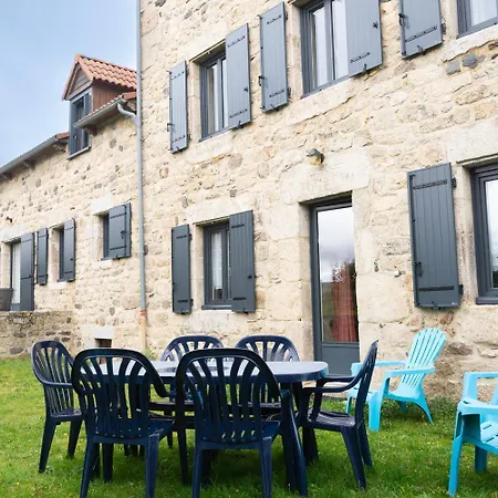 De France 6/7 Personnes 3 *